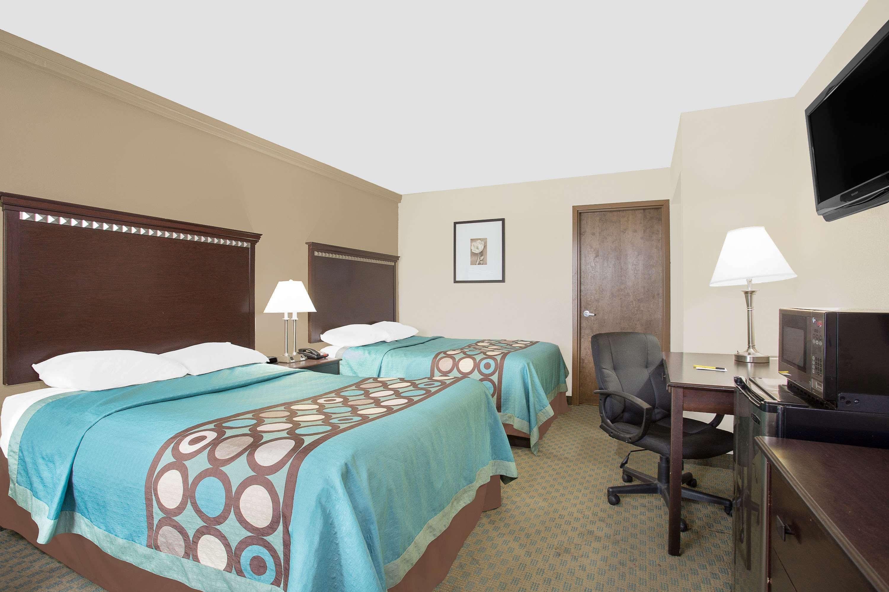 ซูเปอร์ 8 บาย วินด์แฮม แดนวิลล์ Hotel ภายนอก รูปภาพ