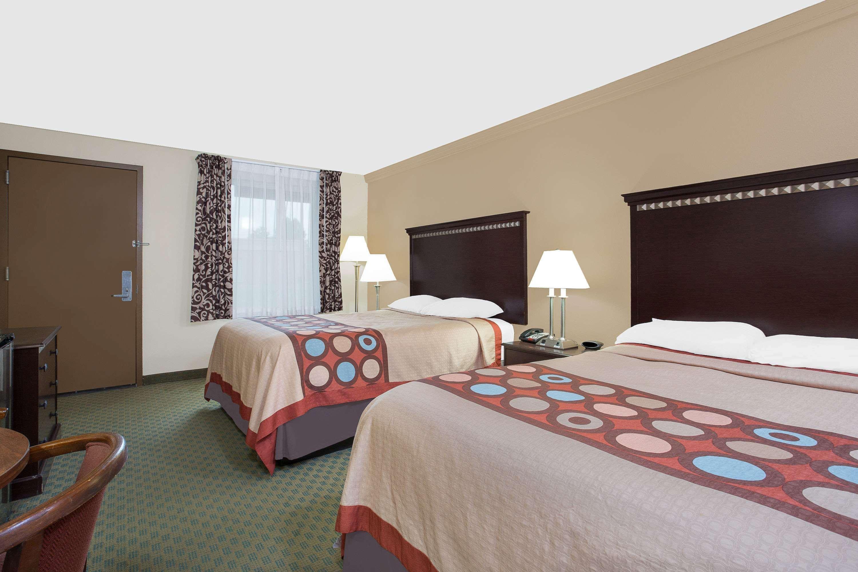 ซูเปอร์ 8 บาย วินด์แฮม แดนวิลล์ Hotel ภายนอก รูปภาพ