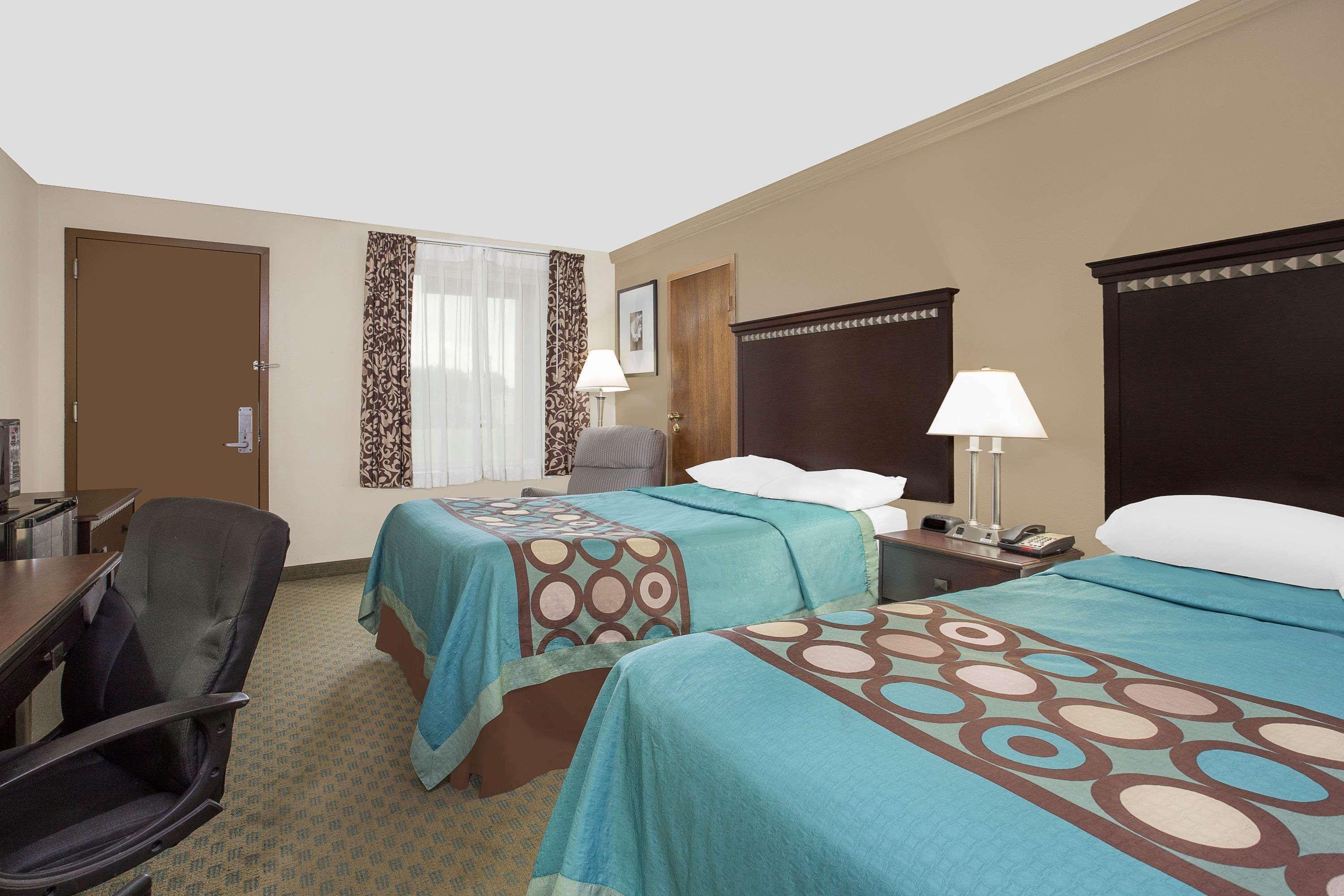 ซูเปอร์ 8 บาย วินด์แฮม แดนวิลล์ Hotel ภายนอก รูปภาพ